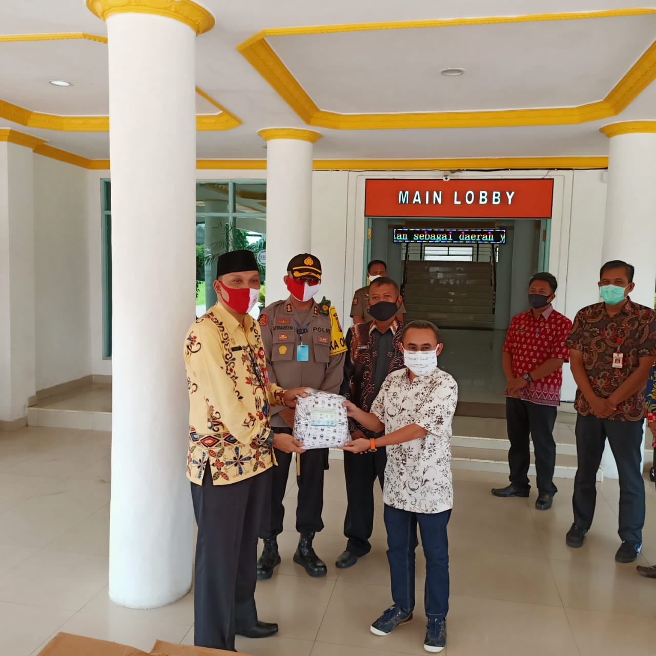 Pemkab Barsel Terima Bantuan 28 Ribu Masker