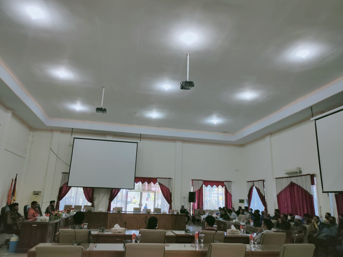 Ini Poin yang Ditanyakan DPRD HSU dan HST Kepada DPRD Barsel