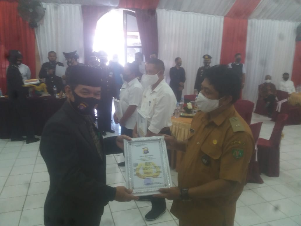 Tiga Desa di Bartim Ini Terima Penghargaan Desa Tangguh