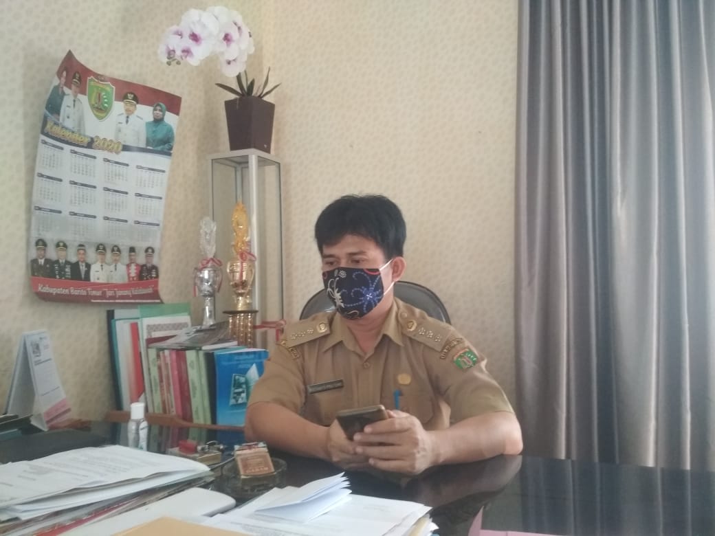 Camat Dusun Timur : Setiap Kegiatan Desa Harus Pasang Spanduk