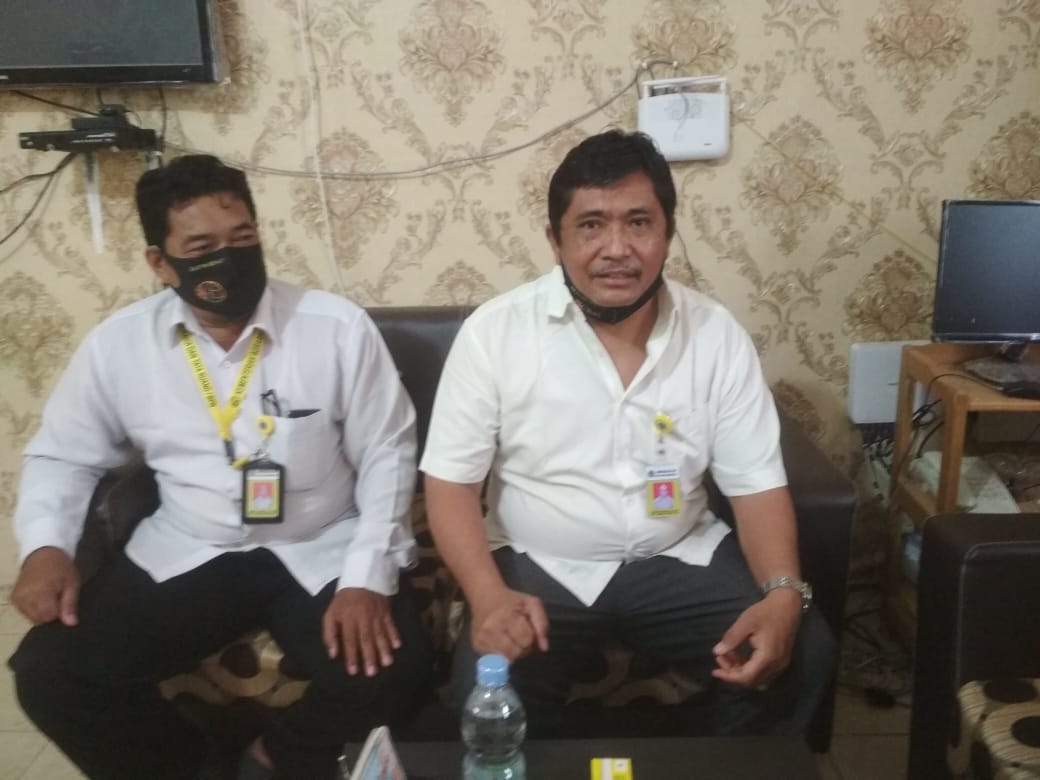 Sebanyak 50 Sertifikat Tanah Dibagikan Sebanyak 50 Sertifikat Tanah Dibagikan