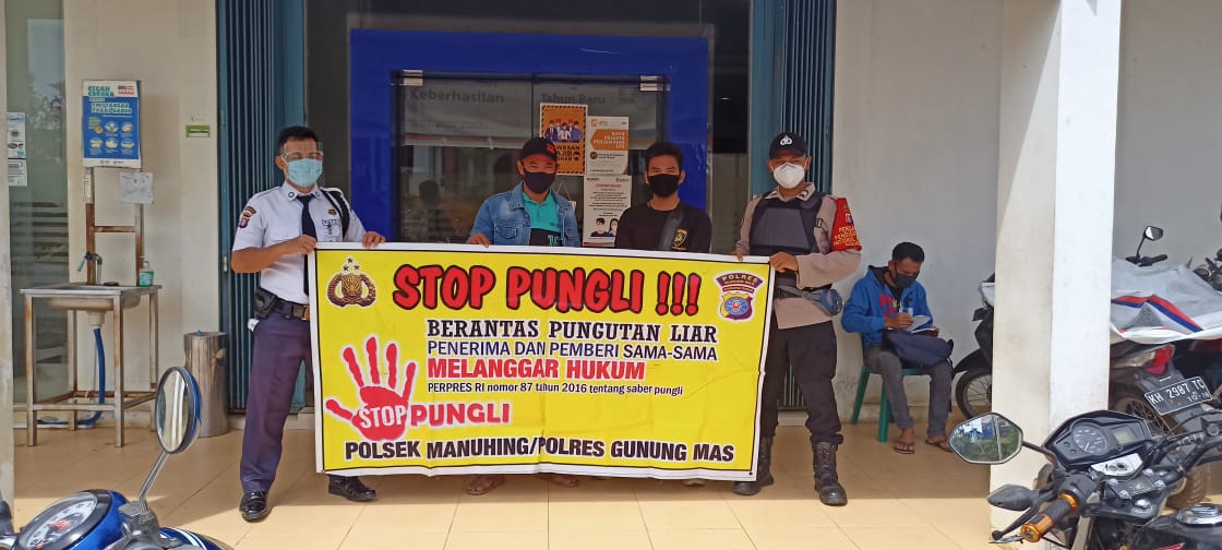 Polsek Manuhing Rutin Edukasi Warga Tentang Saber Pungli