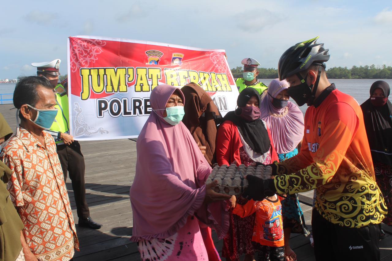 Sembari Gowes, Kapolres Seruyan Pantau Situasi Kamtibmas Sembari Gowes, Kapolres Seruyan Pantau Situasi Kamtibmas