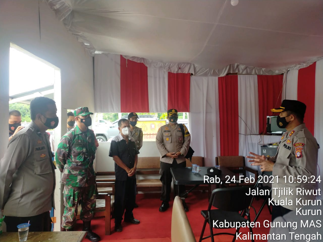 Kapolres Gumas Cek Posko PPKM