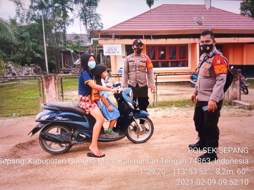 Polsek Sepang Aktif Edukasi Pentingnya Jalani Prokes