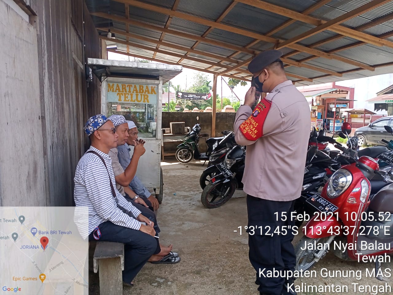 Dialogis Bersama Warga, Bripka Jeriadi Ajak Disiplin Pakai Masker