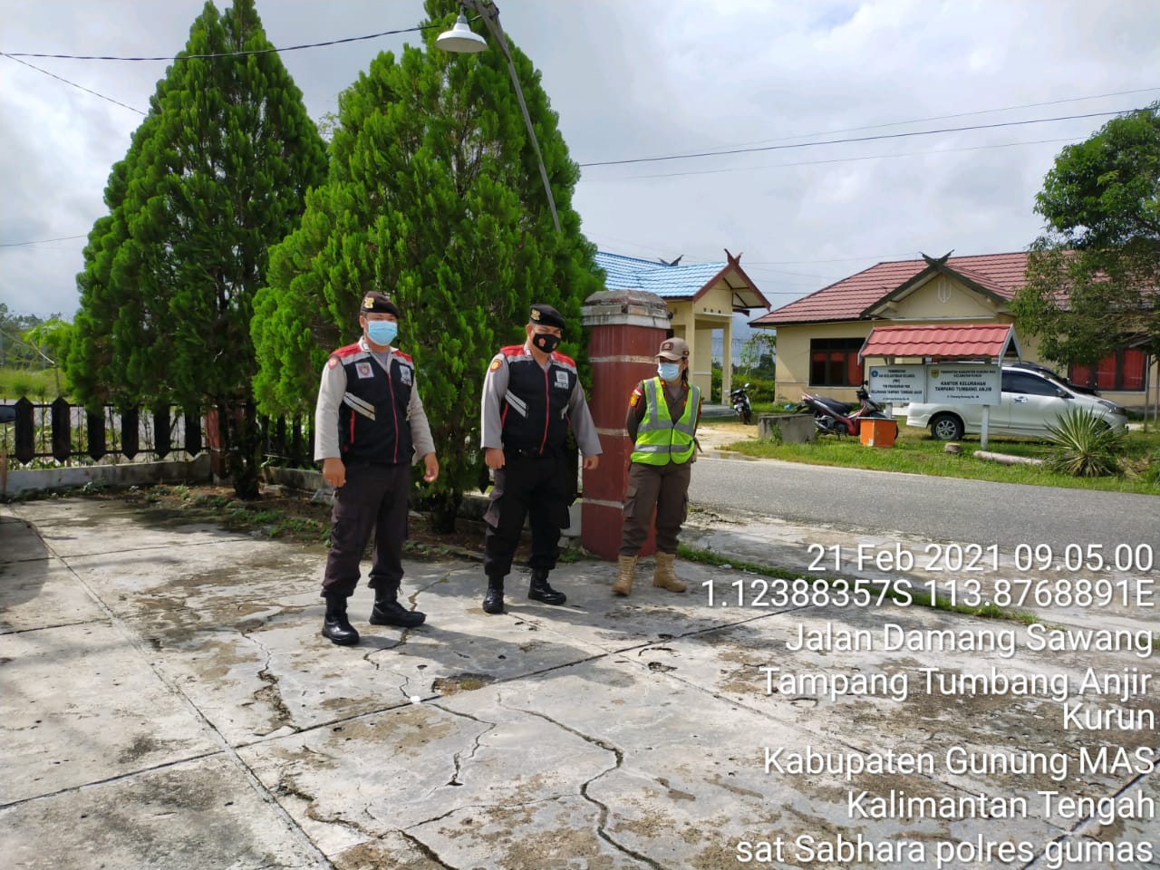 Antisipasi Kamtibmas, Polisi Jaga Rumah Ibadah