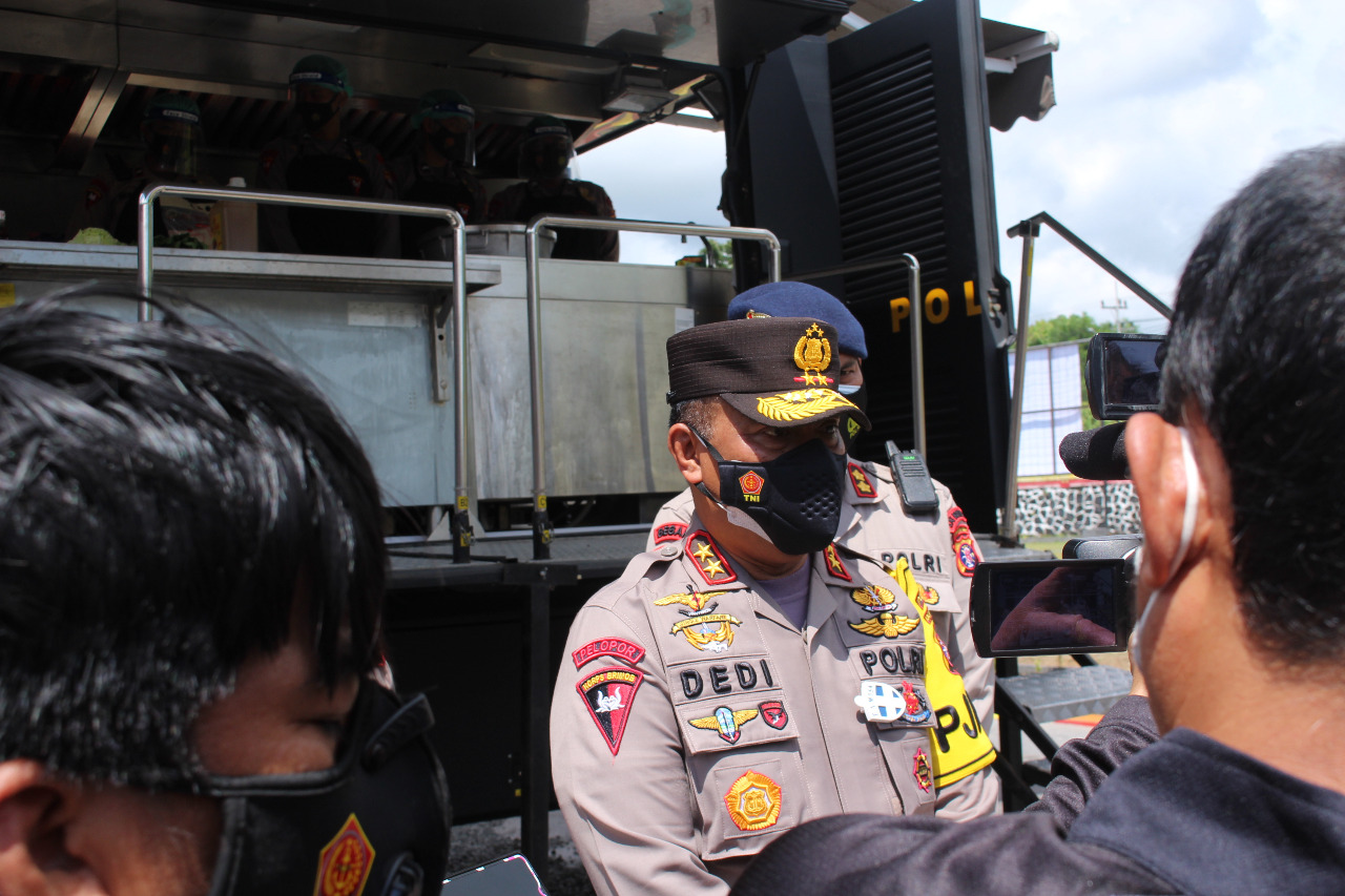 Polda Kalteng Miliki Truk Canggih Mampu Produksi Makanan 2000 Porsi Per Satu Jam