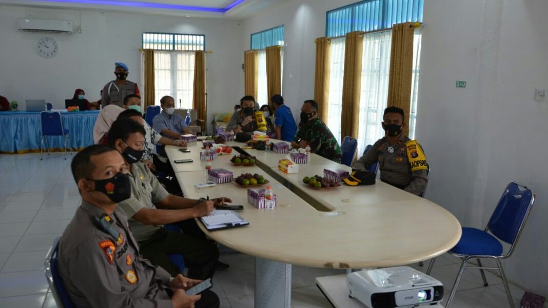 Polres Bartim Bersama Forkopimda Pantau Vaksinasi Massal Lansia