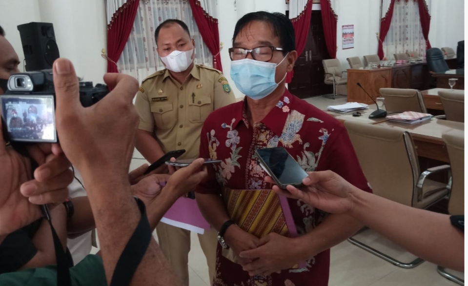 Bahas Banmus, Ketua DPRD Barsel Pimpin Rapat Bersama Eksekutif