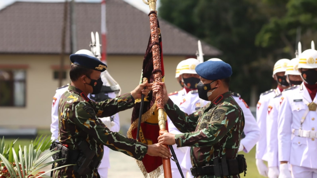 Dansat Brimob Polda Kalteng Resmi Berganti