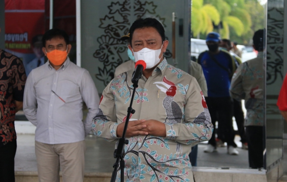 Peduli Warga Kebakaran di Kotim, Wagub Serahkan Bantuan