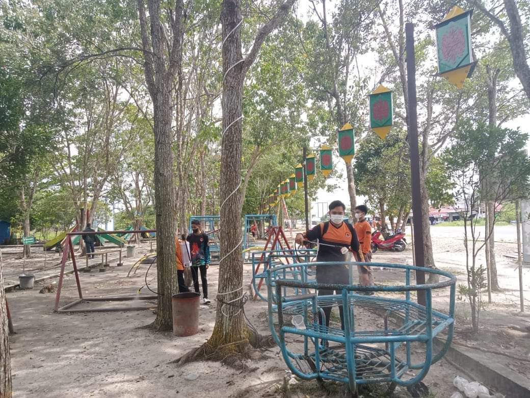 Cegah Penyebaran Covid-19, BPBD Katingan Semprot Disinfektan
