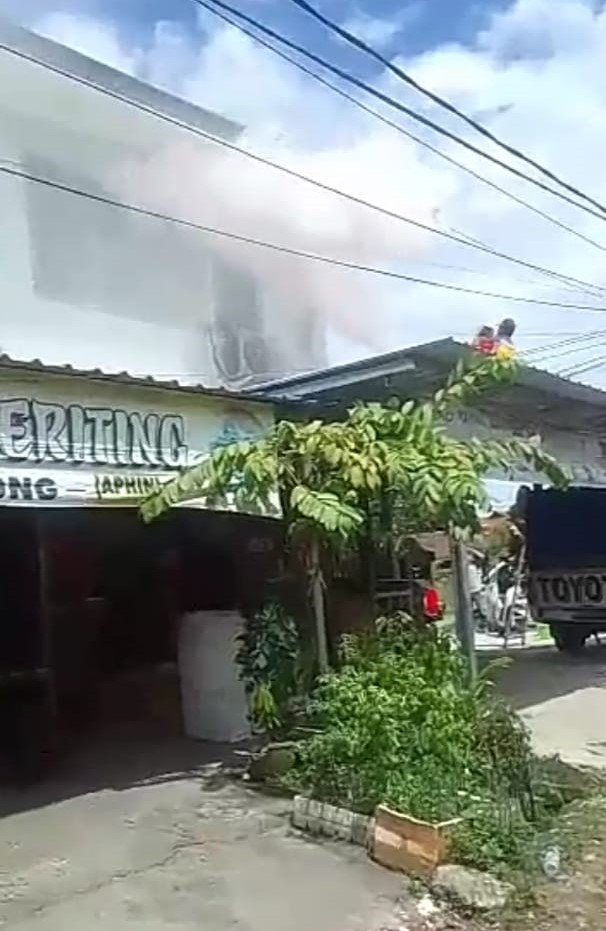Korsleting Listrik, Banguan Dua Tingkat Nyaris Terbakar
