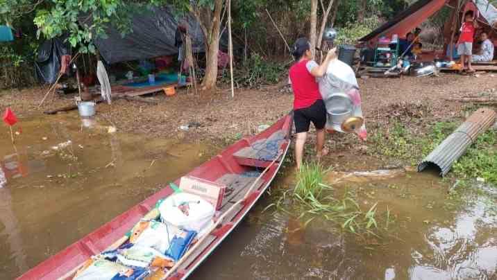 Banjir Semakin Parah, Warga Hanjalipan Mengungsi