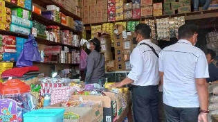 Rokok Dengan Pita Cukai Palsu Ditemukan Bea Cukai dan Satpol PP Saat Gelar Razia