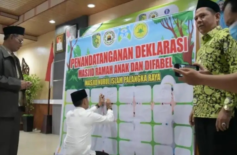 Wali Kota Palangka Raya Secara Resmi Buka Pelatihan Manajemen Masjid Ramah Anak dan Difabel