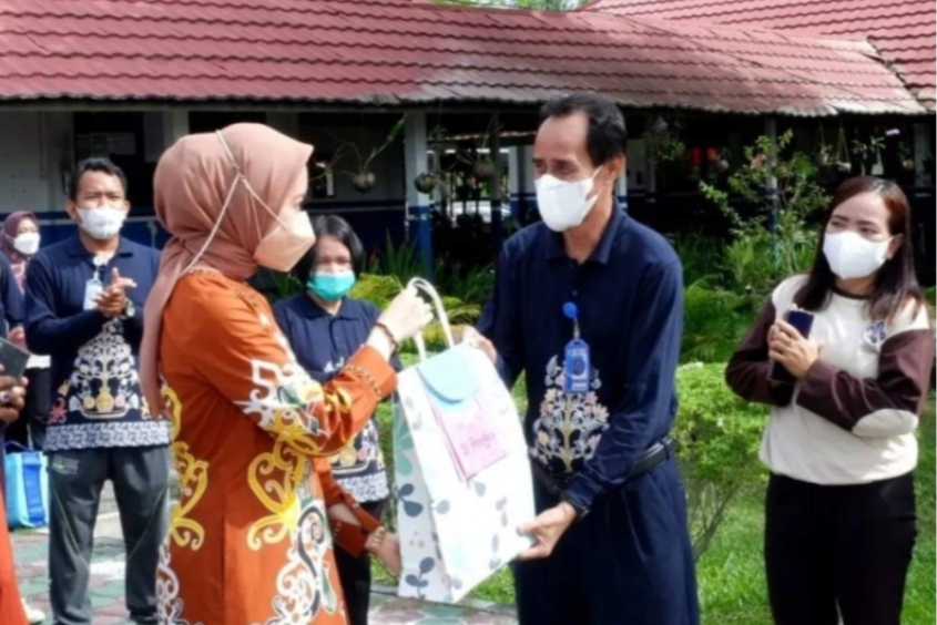 Ketua TP-PKK Kota Palangka Raya Hadiri Kegiatan Gerakan Nasional Aksi Bergizi  