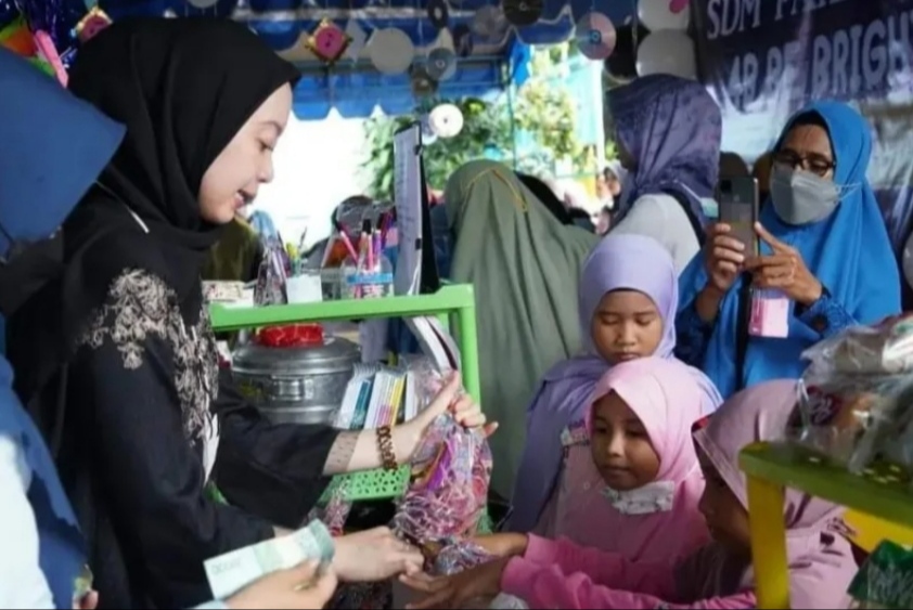 Ketua TP-PKK Kota Palangka Raya Dorong Anak Didik Memiliki Jiwa Kewirausahaan Sejak Dini