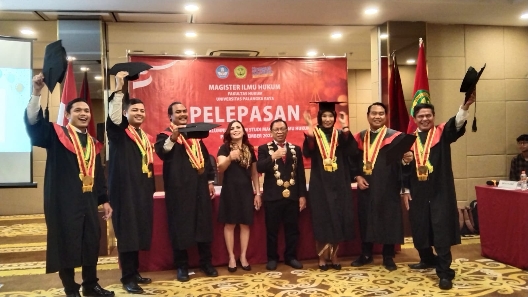 Prodi Magister Ilmu Hukum FH-UPR Melaksanakan Pelepasan Lulusan Periode Desember 2022