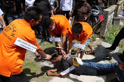 Polresta Palangka Raya Gelar Rekonstruksi Anirat yang Merenggut Nyawa Anggota Polisi