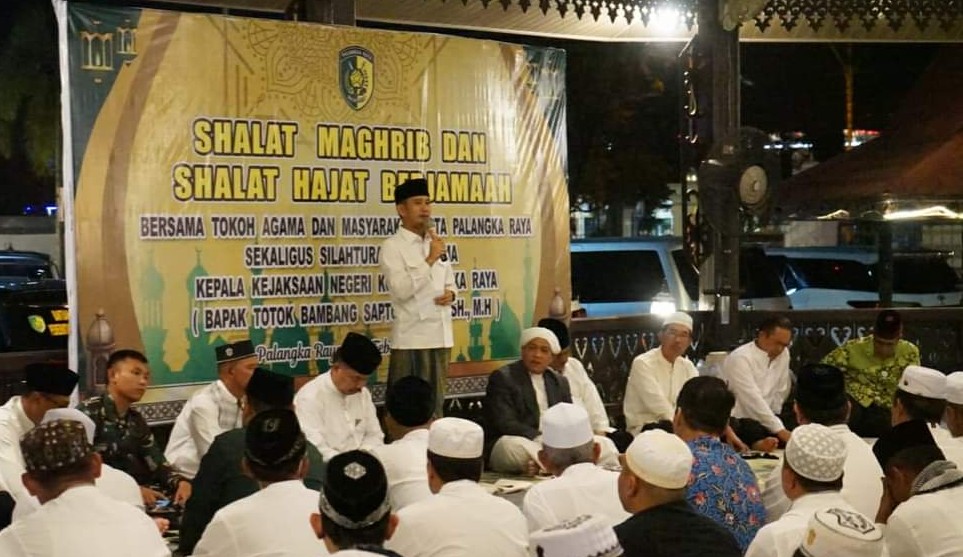 Umrah ke Tanah Suci Makkah, Wali Kota Palangka Raya Minta Doa Restu