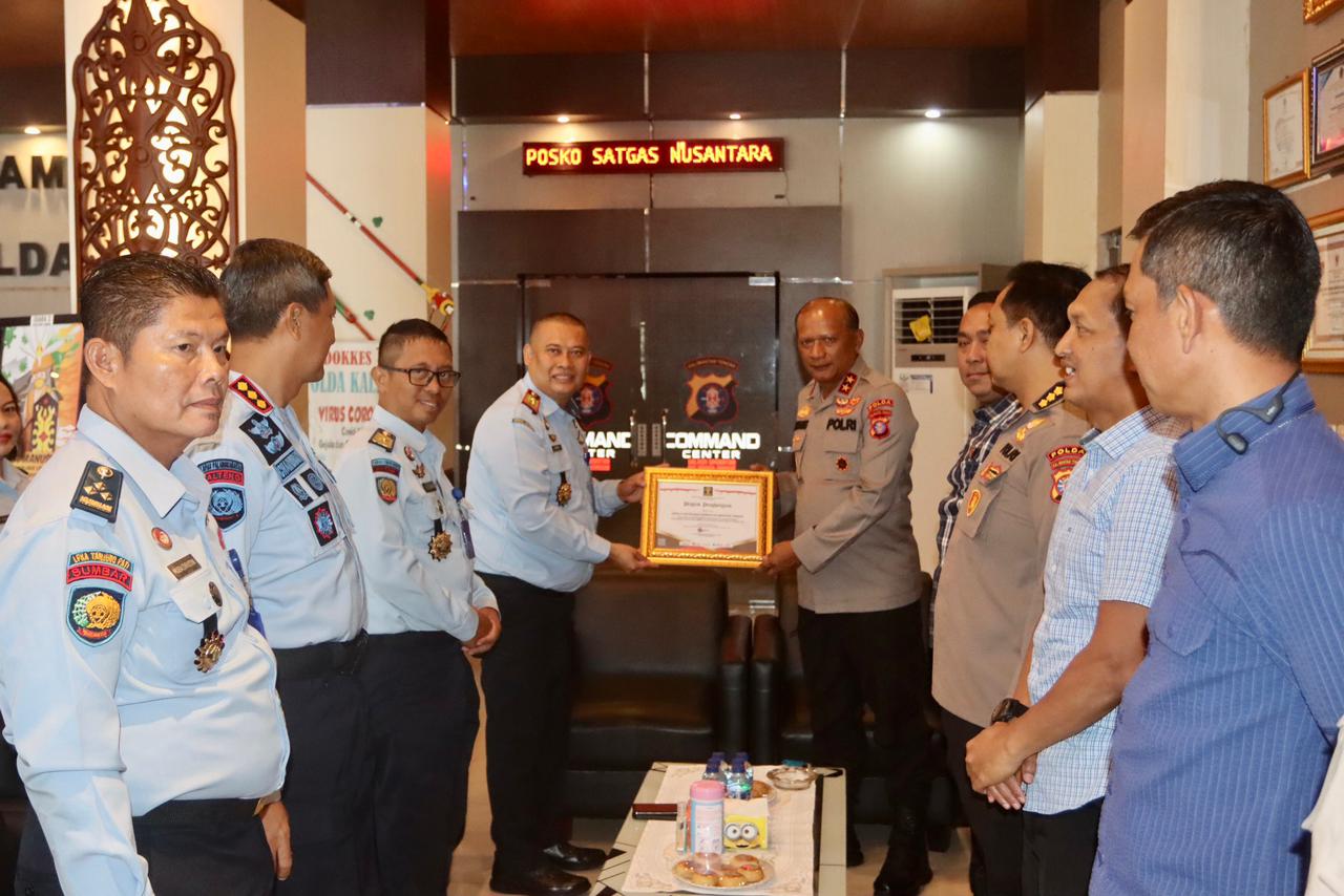 Apresiasi Penangkapan Napi Kabur, Polda Kalteng Terima Penghargaan dari Kemenkumham
