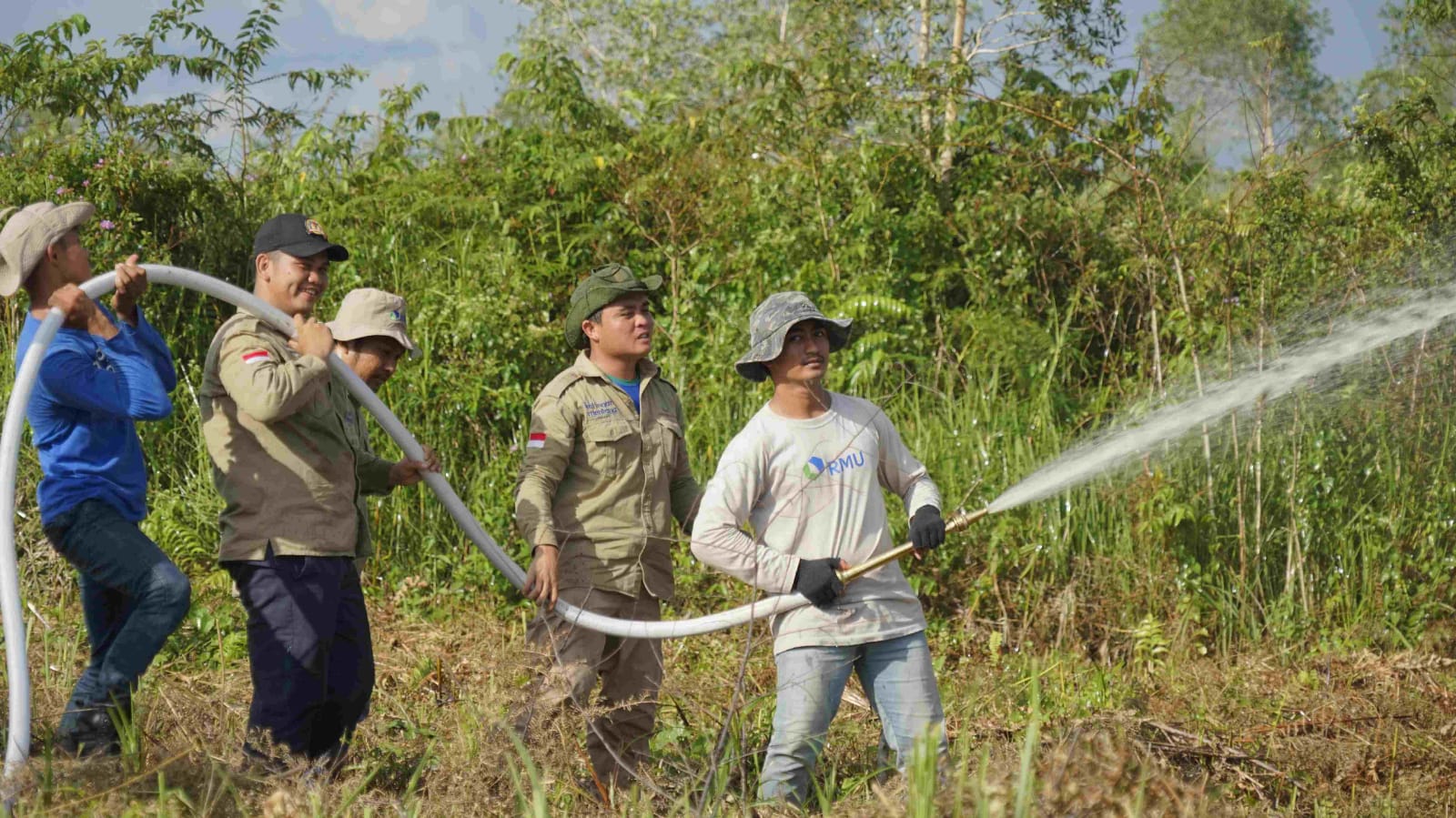Camat Pulau Hanaut Apresiasi Upaya PT.RMU Bersama Warga Tangani Ancaman Karhutla