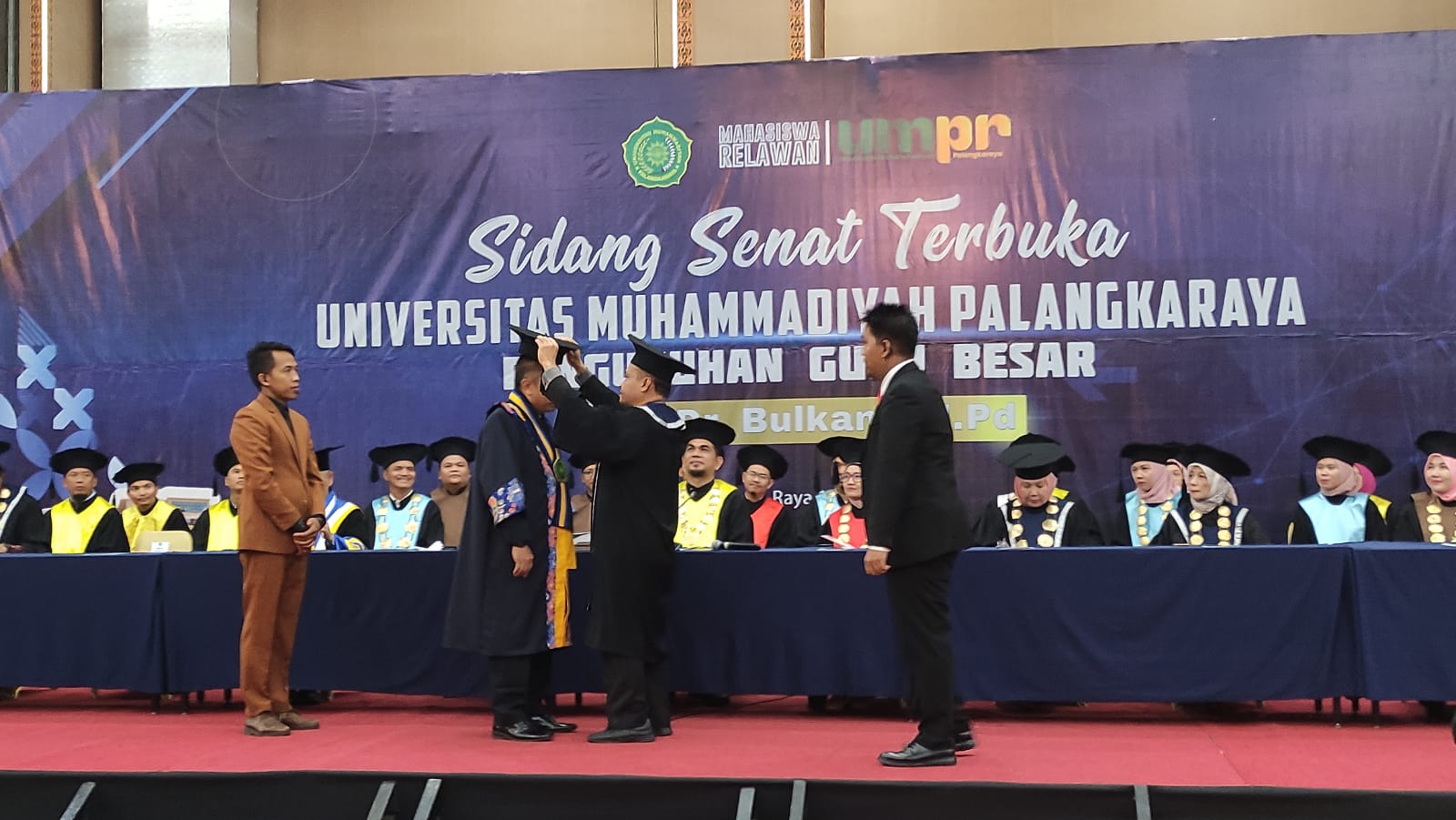 Bulkani Dikukuhkan Menjadi Guru Besar UMPR