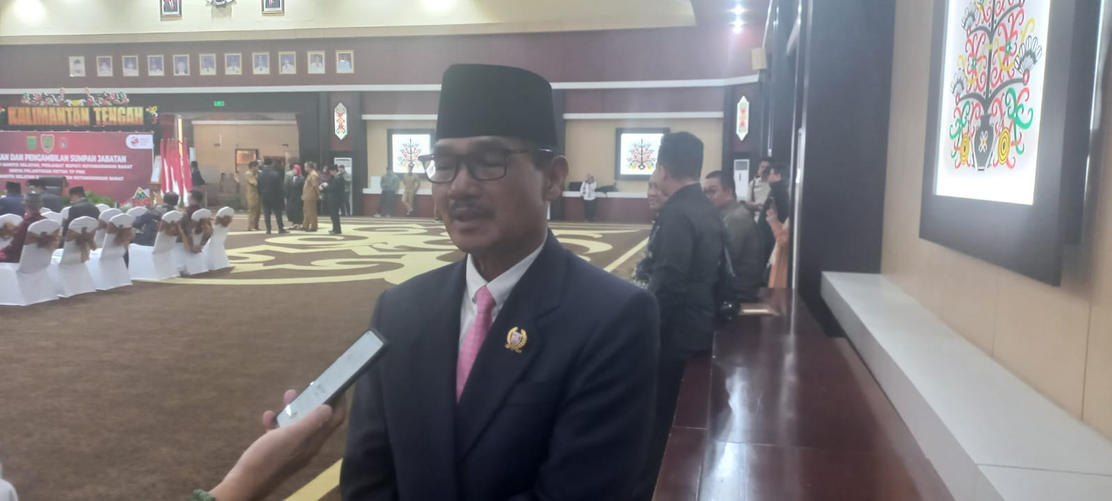 Ketua DPRD Hadiri Pelantikan Pj. Bupati Barsel