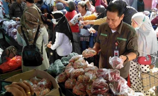 Pastikan Ketersediaan Pangan, Pemkab Kotim Gelar Pasar Murah