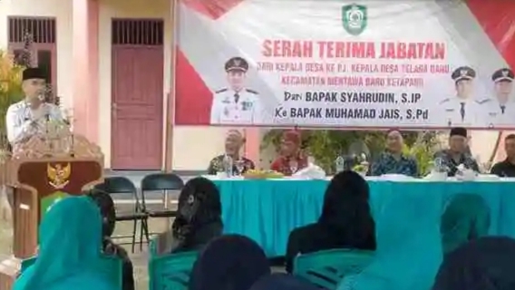 Camat MB Ketapang Hadiri Sertijab Pj Kades Telaga Baru