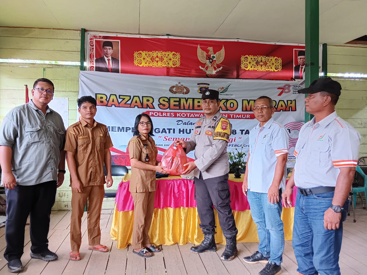 Polres Kotim dan PT. BGA Adakan Bazar Murah di Tiga Desa
