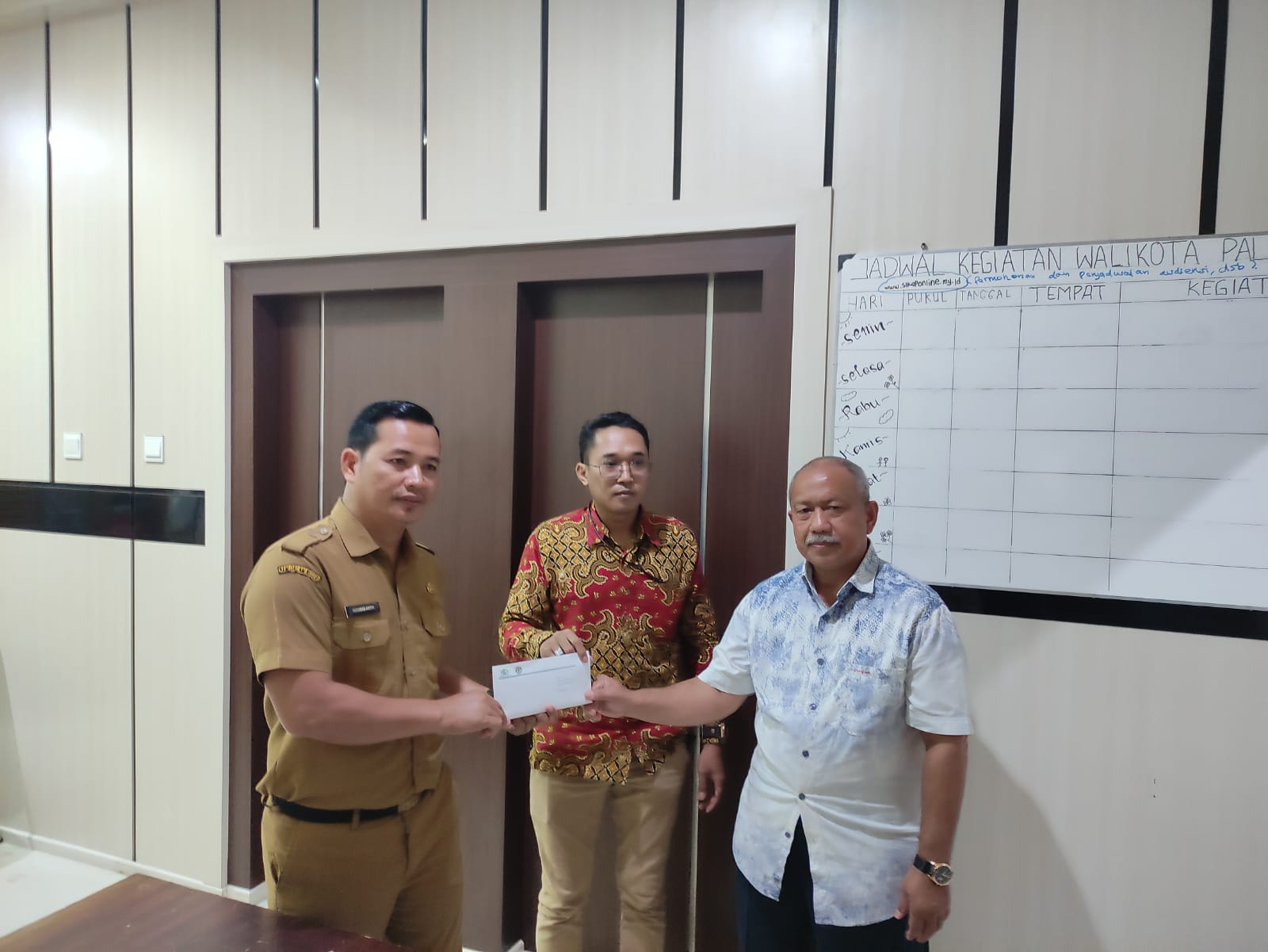 Tak Memiliki Ijin, Delapan Optik Palangka Raya di Laporkan GAPOPIN dan IROPIN ke Walikota