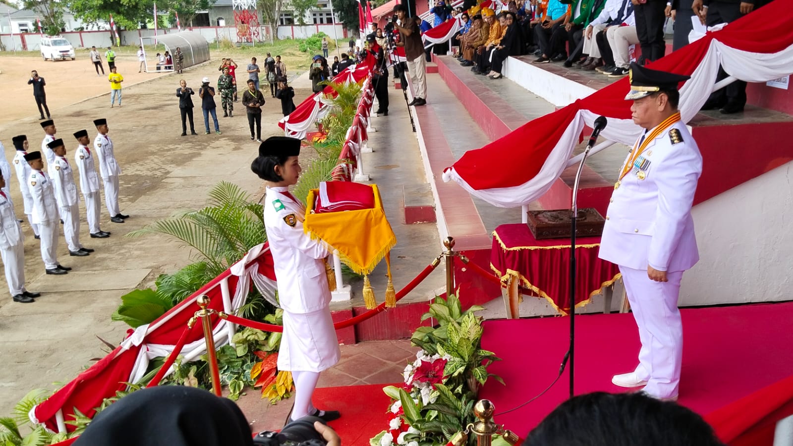 Upacara HUT ke-78 RI di Kotim Dipimpin Bupati Halikinnor