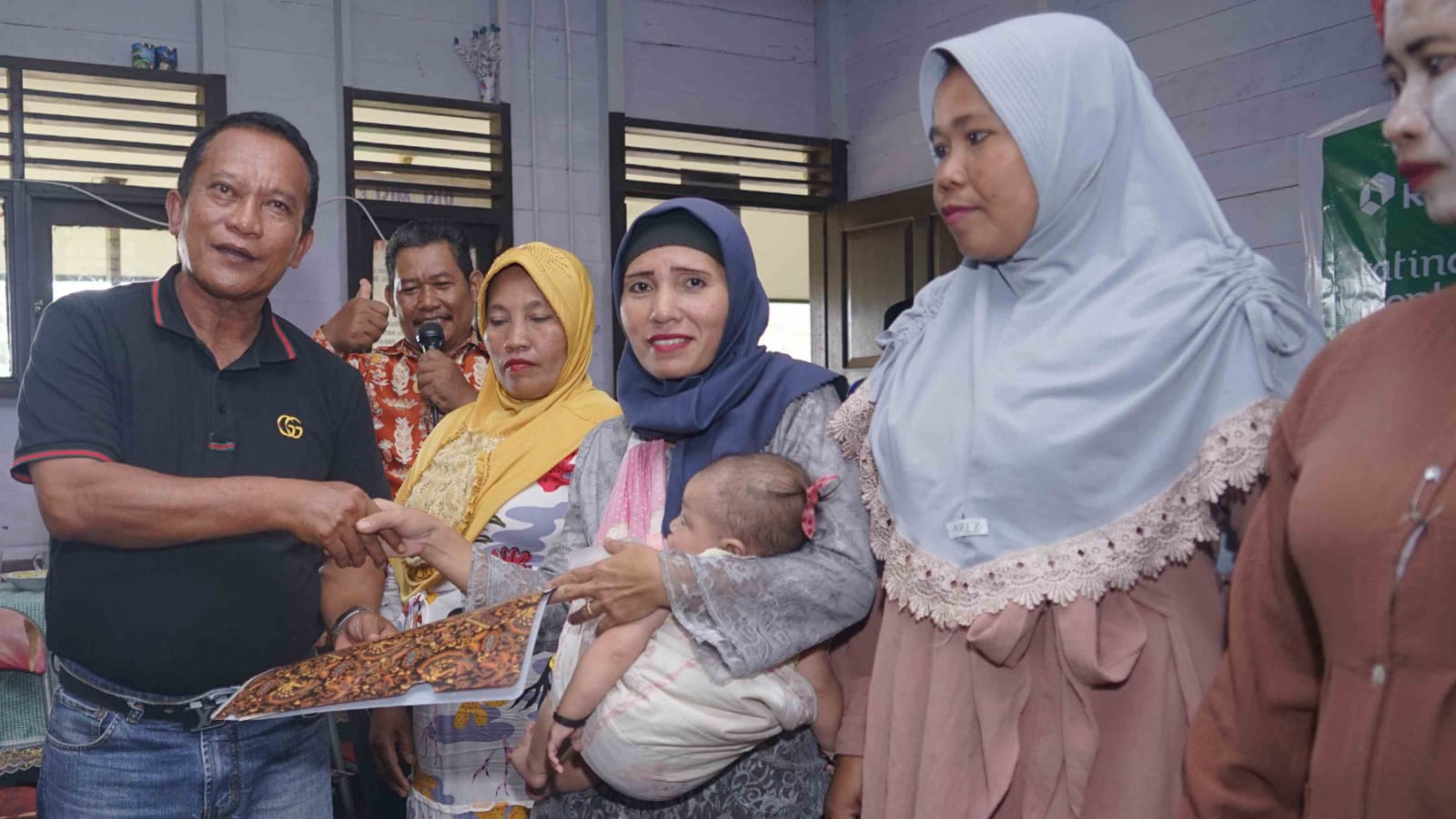 Camat Seranau Apresiasi Program Paket A dan B lnisiasi PT.RMU