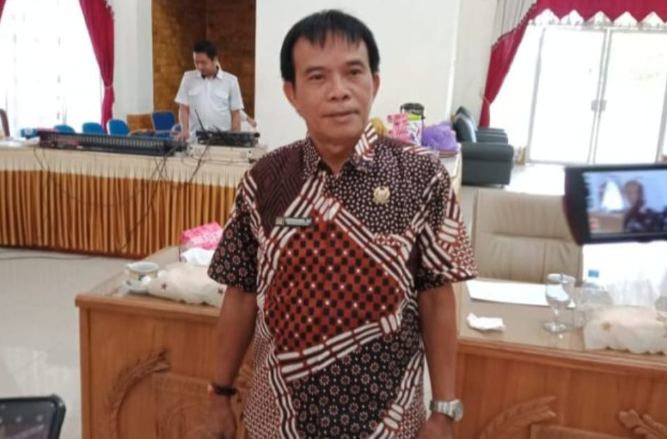 Hermenes : Pengibaran Bendera Merah Putih Adalah Lambang Kemerdekaan