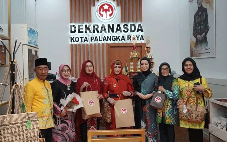 Kehadiran Dekranasda Diharapkan Menjadi Galeri Produk Unggulan Pelaku UMKM