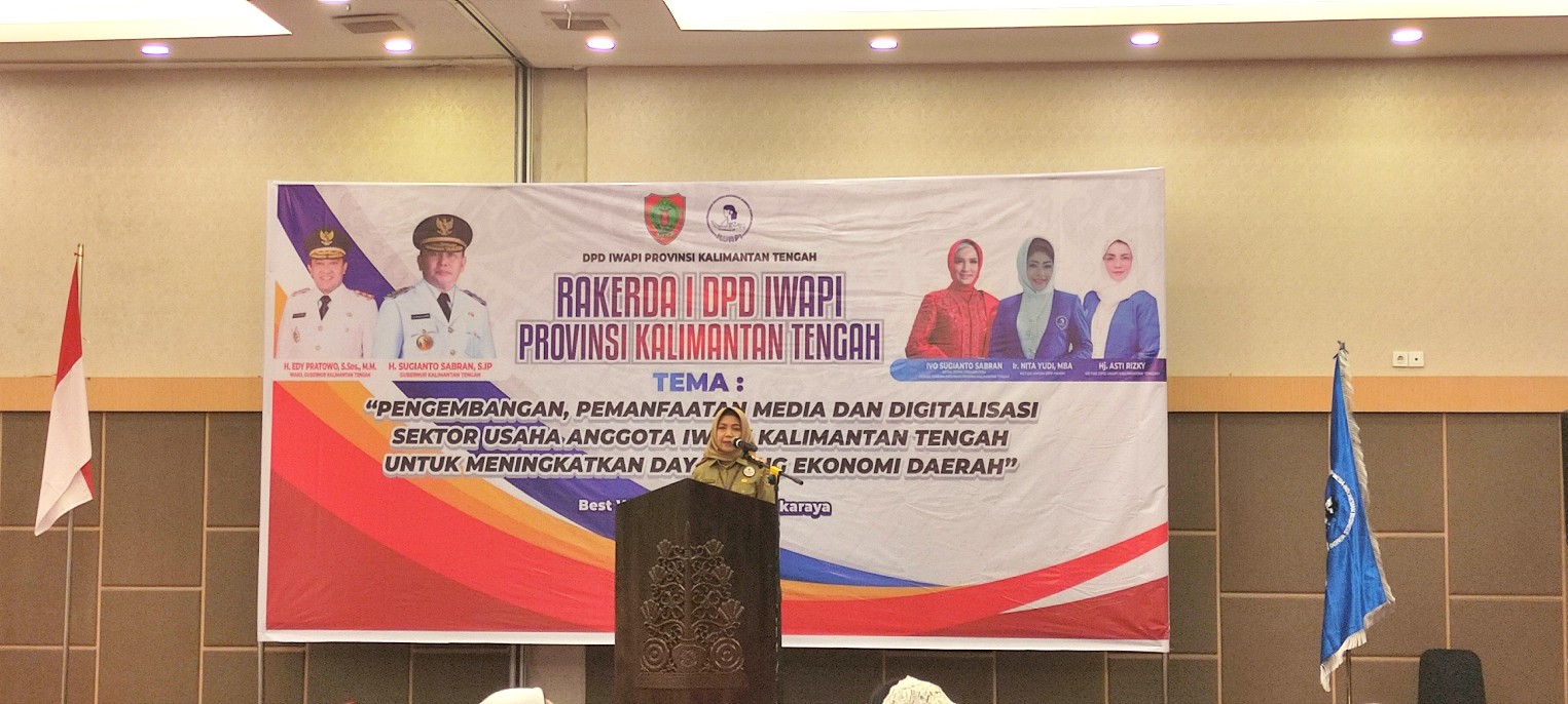 Rakerda IWAPI Provinsi Kalteng Resmi Dibuka Asisten II Ekbang Setda Kalteng