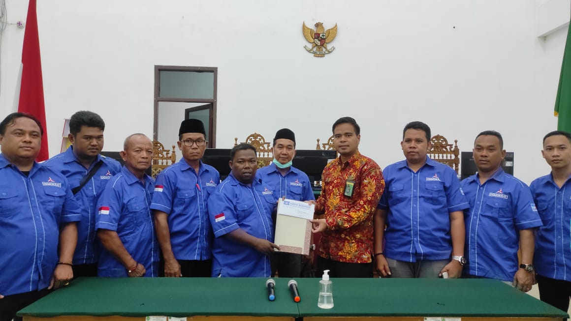 Dukungan Kepada AHY, Pengurus DPC Demokrat Katingan Serahkan Berkas Ke Pengadilan Negeri Kasongan