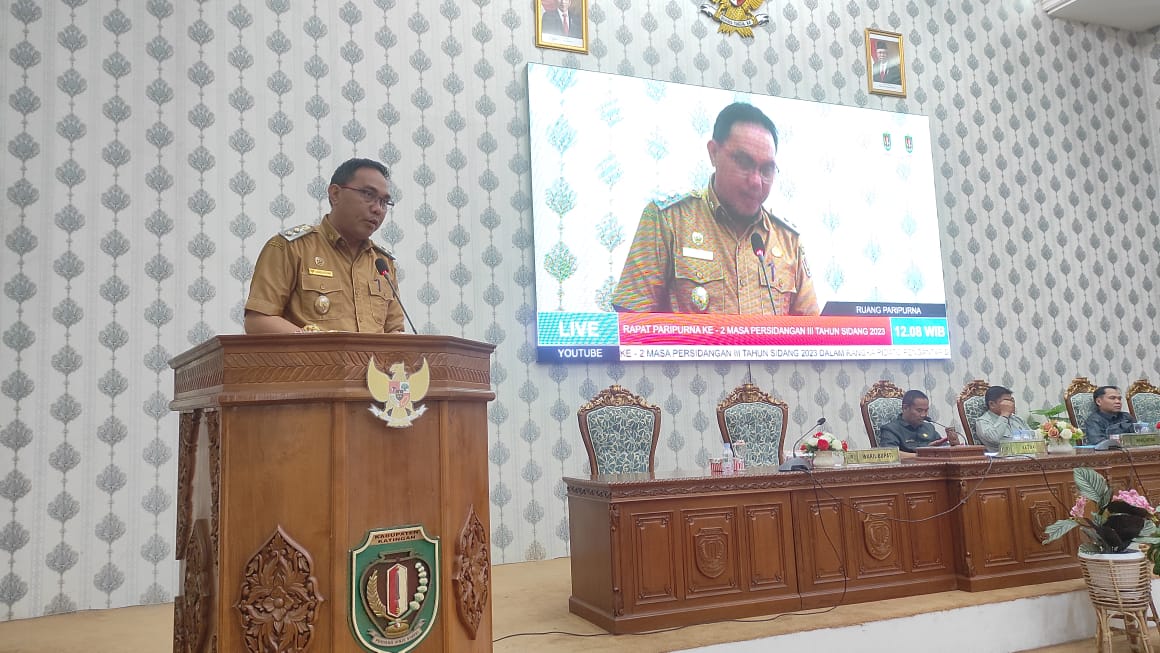 Wakil Bupati Katingan Sampaikan Pidato Raperda Pertanggungjawaban Anggran 2022