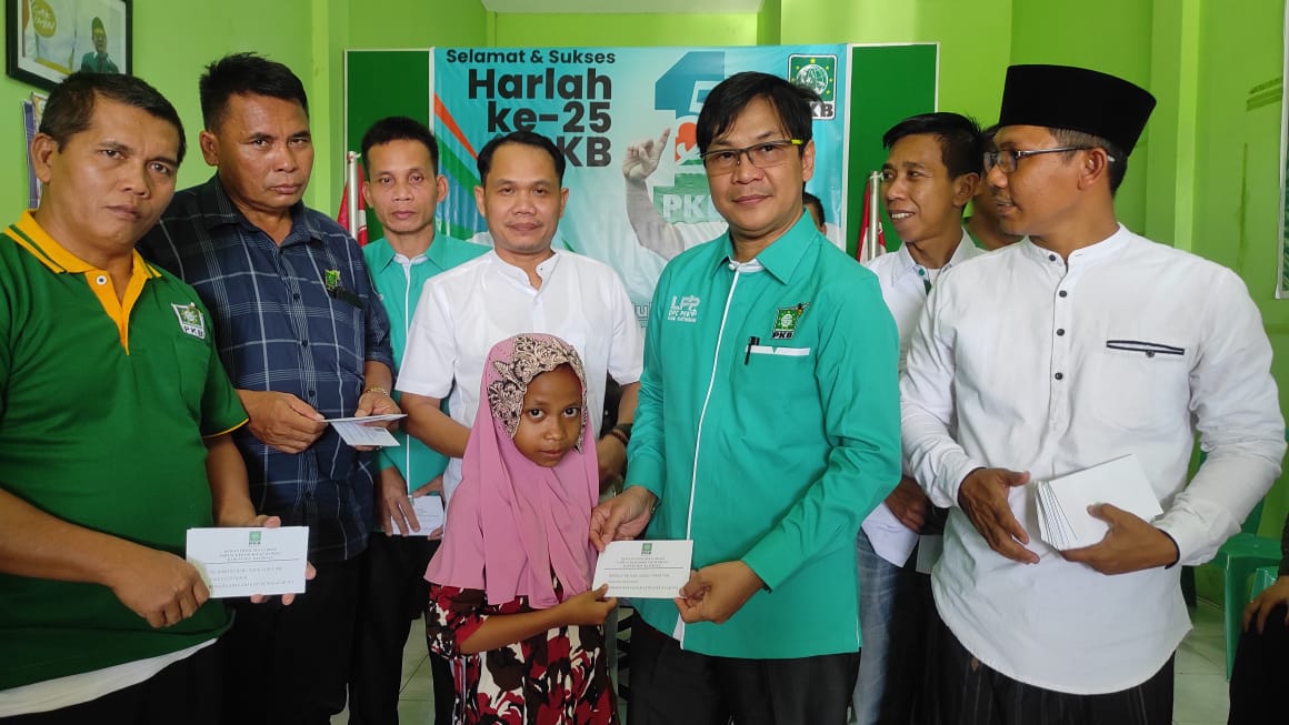 DPC PKB Katingan Berikan Santunan Kepada Anak Yatim Piatu