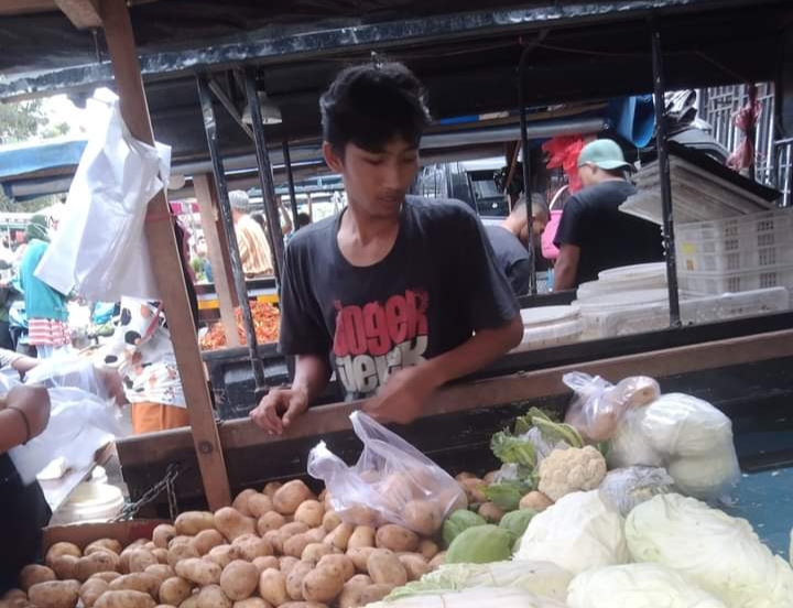 Jelang Nataru, Dewan Minta Pemko Palangka Raya Stabilkan Harga Kebutuhan Pokok