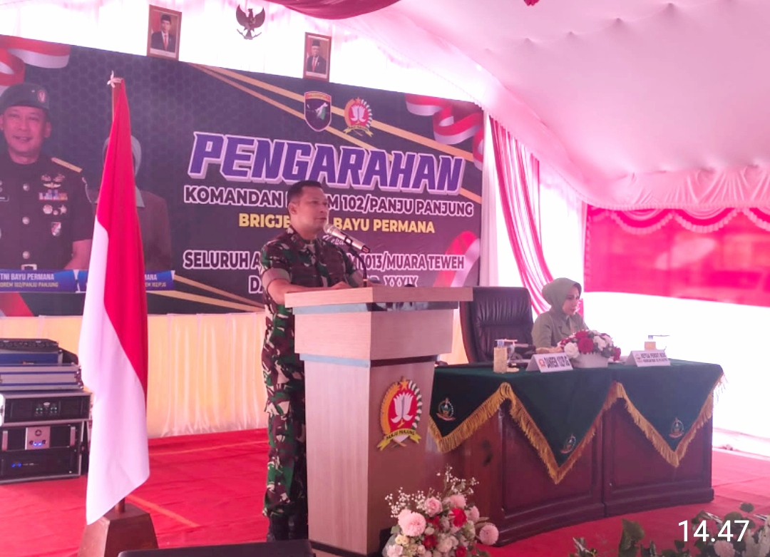 Kunker Ke Kodim 1013/Mtw, Danrem 102/Pjg Berikan Arahan kepada Anggota