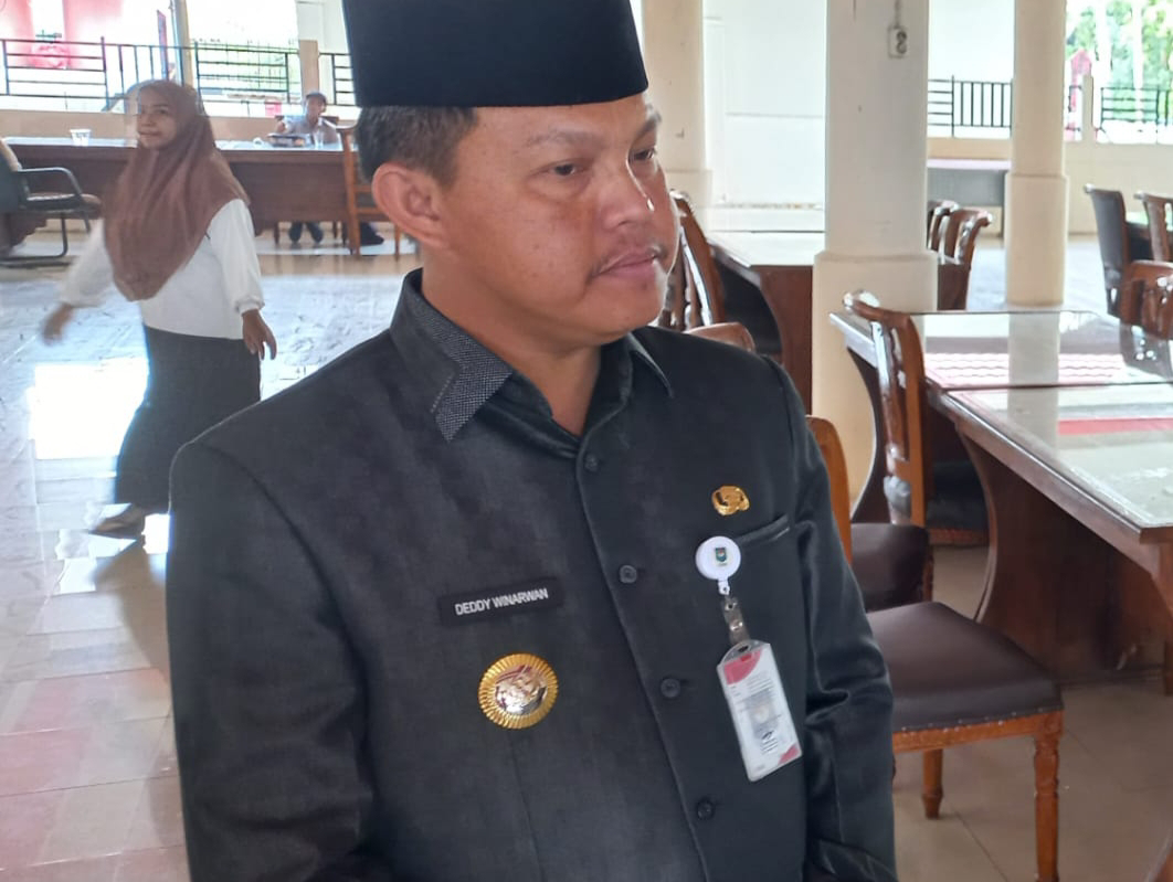 Pj. Bupati Barsel Hadiri Rapat Paripurna ke-17
