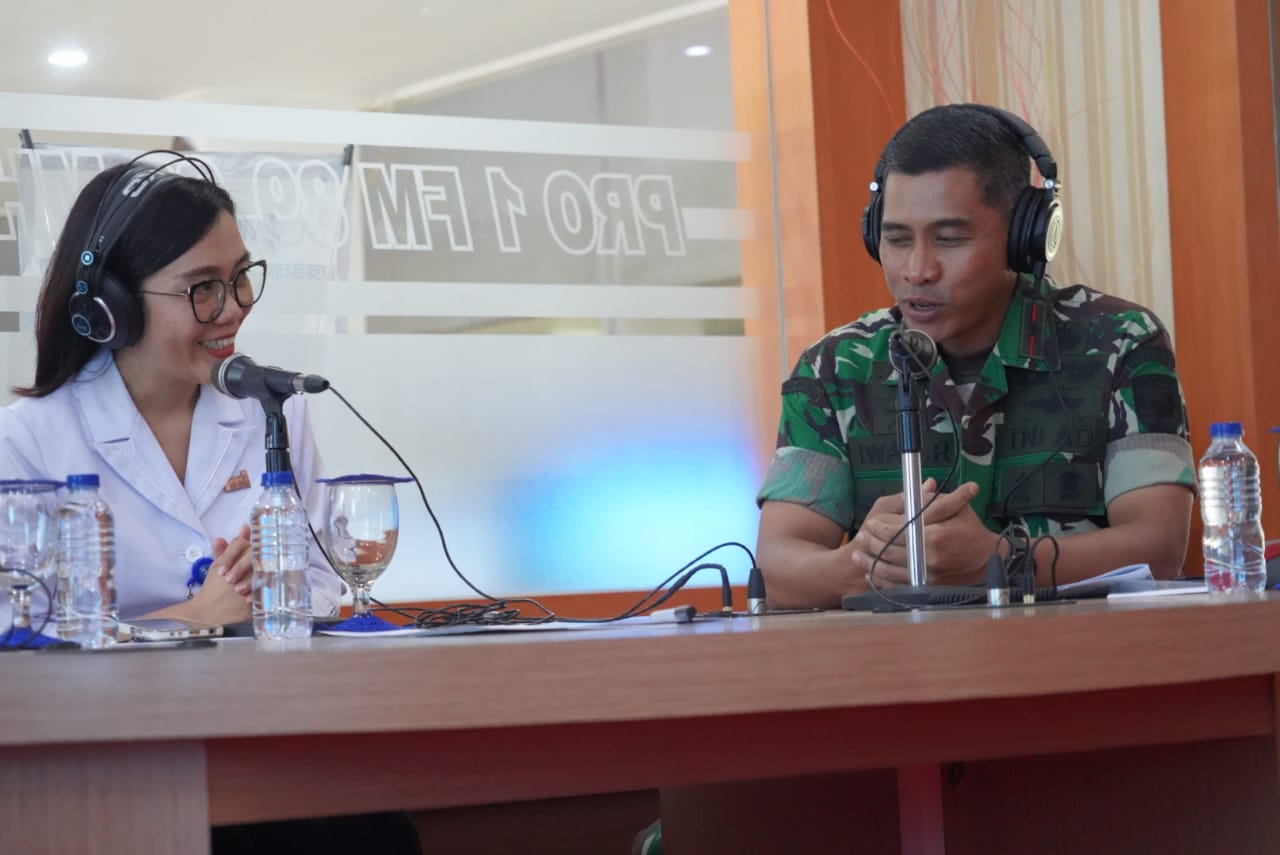 Dialog Interaktif di RRI ,Danrem 102/Pjg Himbau Jangan Golput